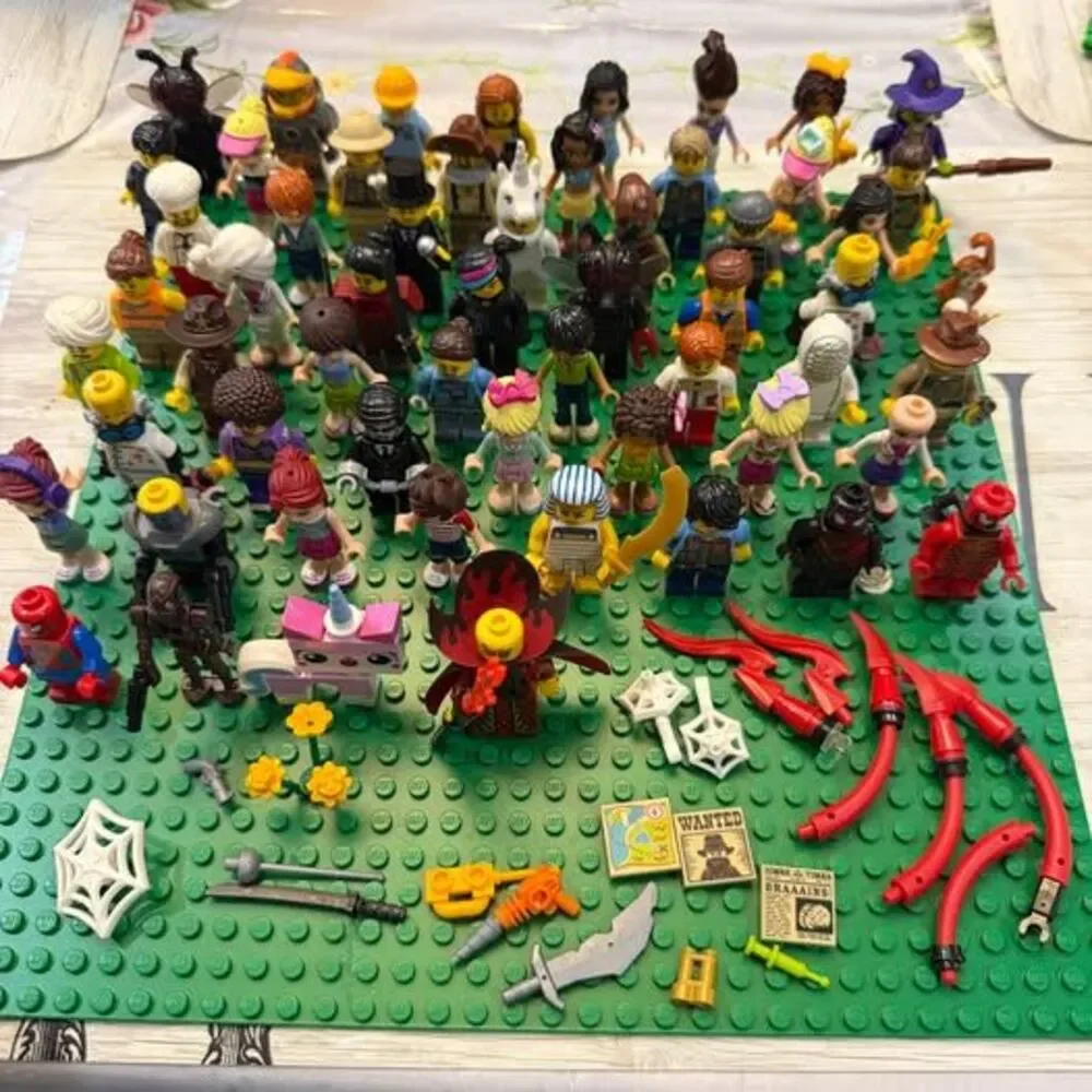 50+ Lego Minifigs and some accessories